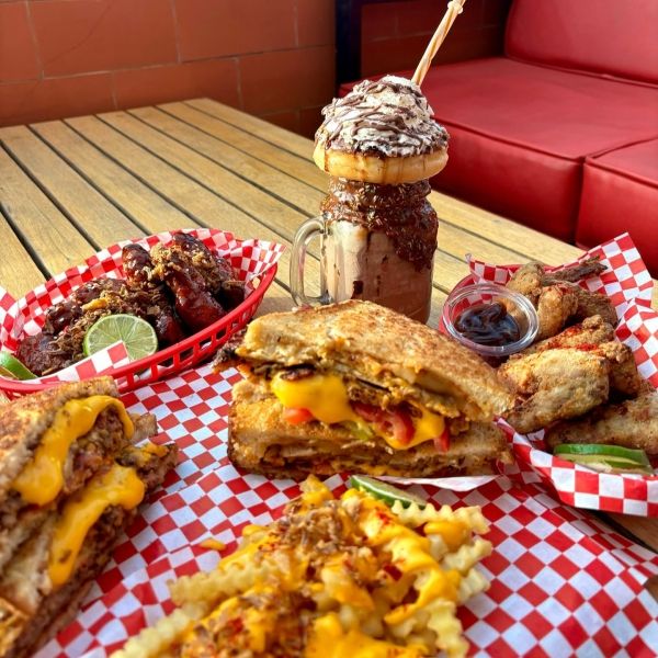 Brown's Food