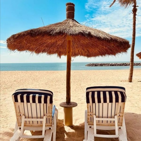 Jomo Beach