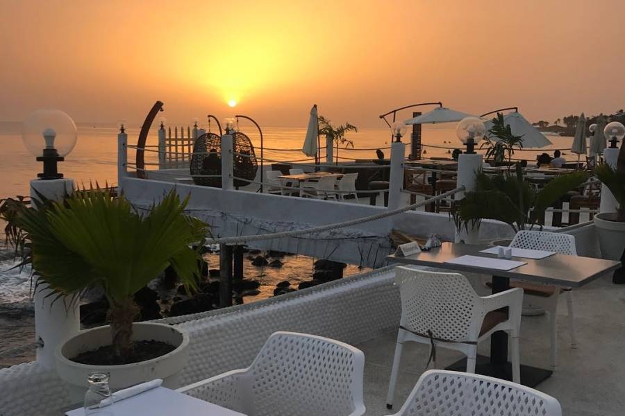 Jet Caf Beach Un Spot Aux Almadies