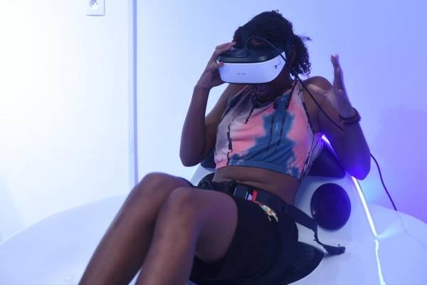 VR GALAXY LOUNGE