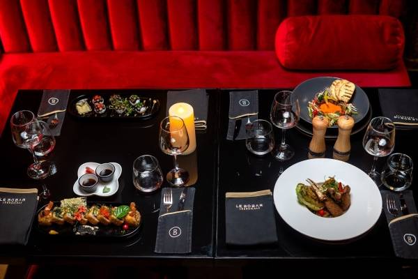 Le Bobar