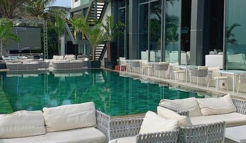 Cosmo Beach Club