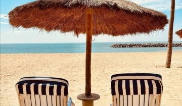 Jomo Beach
