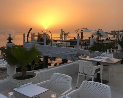 Jet Café Beach